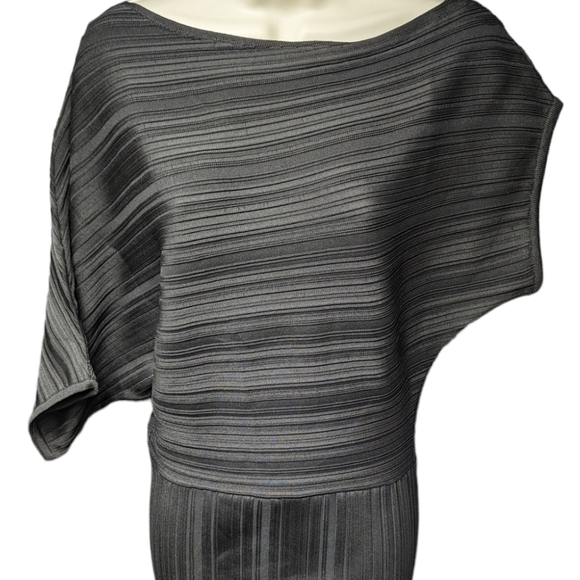 Zara NWT Asymmetrical Textured Dress Sz M - Picture 3 of 10